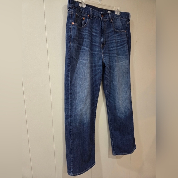 Daniel Cremieux Premium Blue Relaxed Jeans with Vintage Wash, 38x30 - Picture 2 of 7